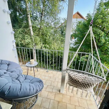 Freiblick 1 Bad Glbg Mit Garten Top1
